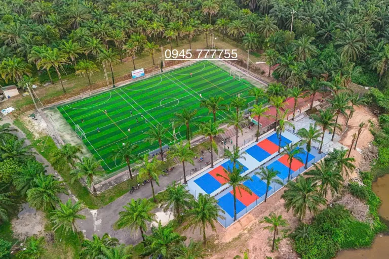 Sân bóng kết hợp sân pickleball